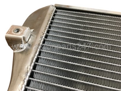 DBS V12 & VIRAGE V12 RADIATOR / TRANSMISSION OIL COOLER ASSY - 9D33-8W000-AA. - Image 5